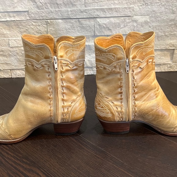 CHARLIE HORSE WOMENS ANKLE COWBOY BOOTS - Picture 4 of 14